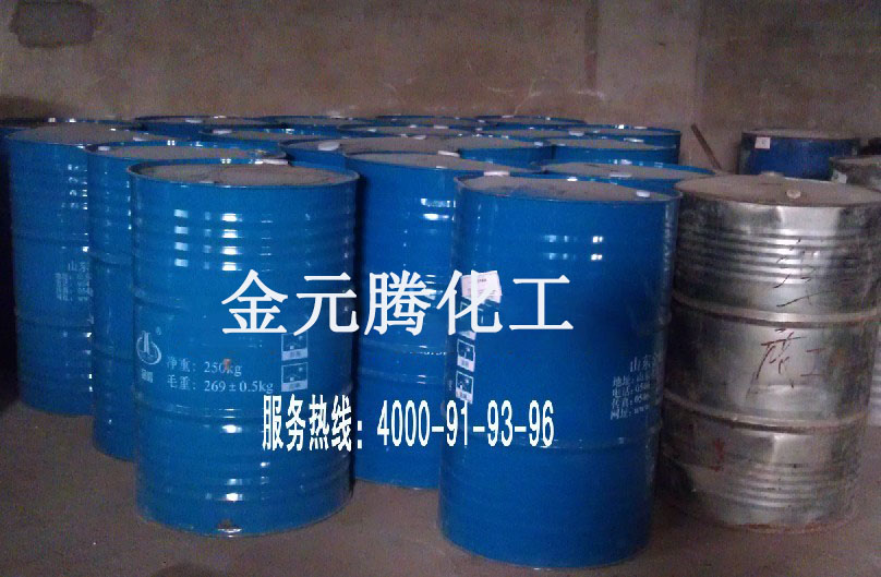 库房一角